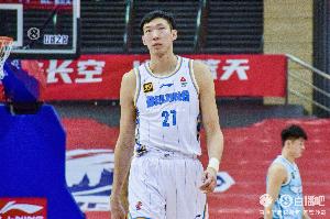 米乐M6-北京VS北控G2大名单：周琦领衔 廖三宁缺阵 陈盈骏曾凡博在列