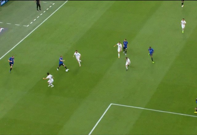 米乐-【意甲】劳塔罗恰尔汗奥卢开和 国米3比0斯佩齐亚